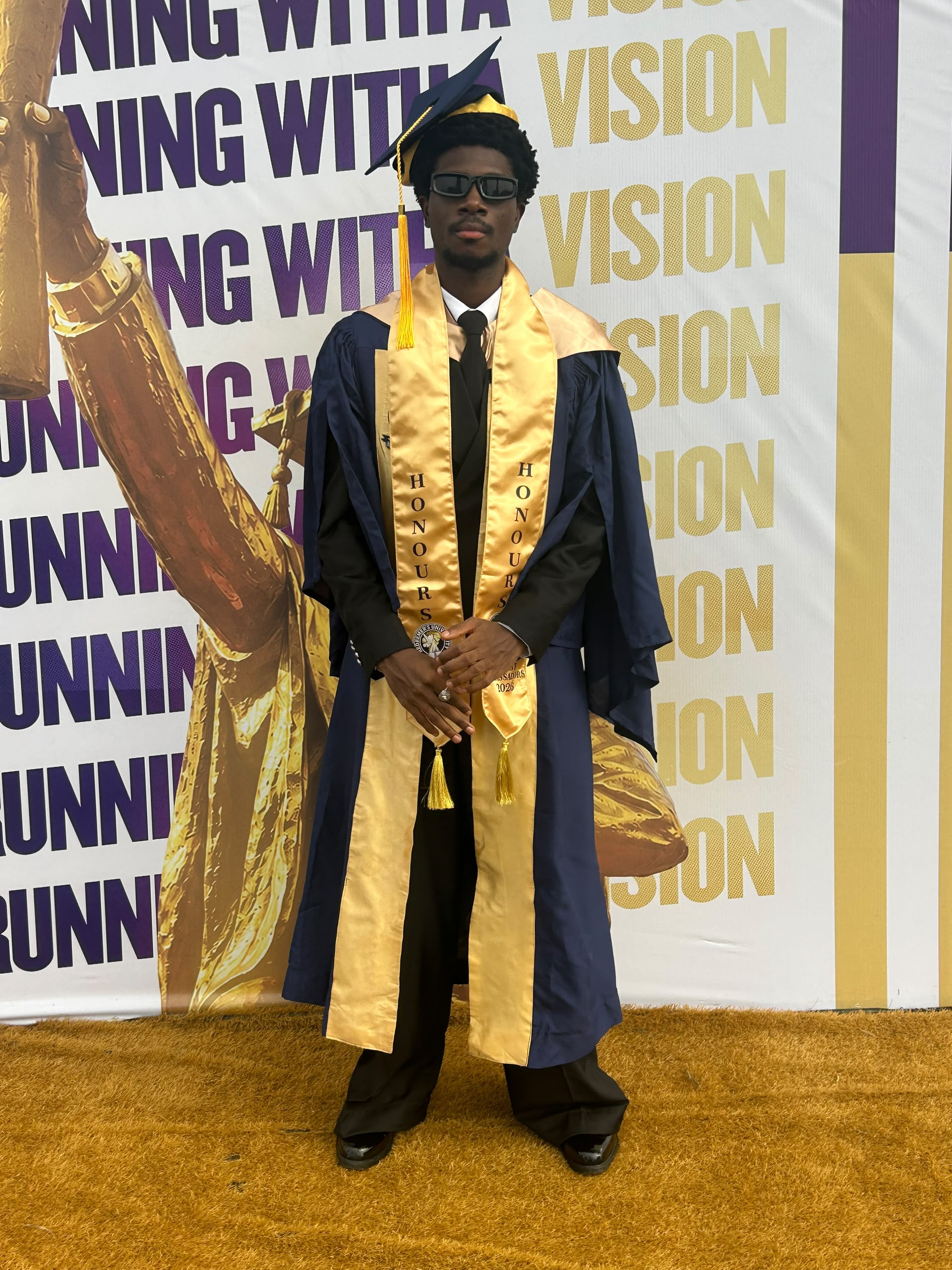 Portrait of Olamide Oladunjoye